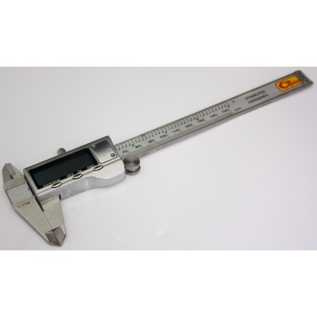 Corona Elektronischer Messschieber aus Stahl, 150 mm – C3431