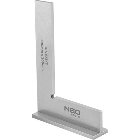 Neo-Winkelprofil (Winkelprofil mit Fuß, DIN 875/2, 300 × 200 mm)