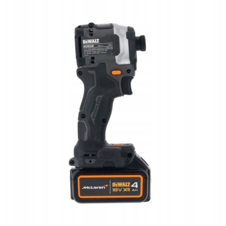 IMPACT DRIVER CD. DCF85MM2T-QW 18 V 2 × 4 Ah